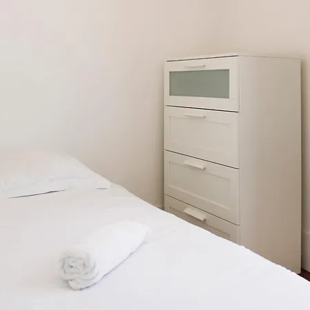 Apartment Confort Aux Portes De Paris - 5 Pers Near Subway Aubervilliers